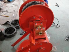 簡(jiǎn)介江陰電纜卷筒的工作原理